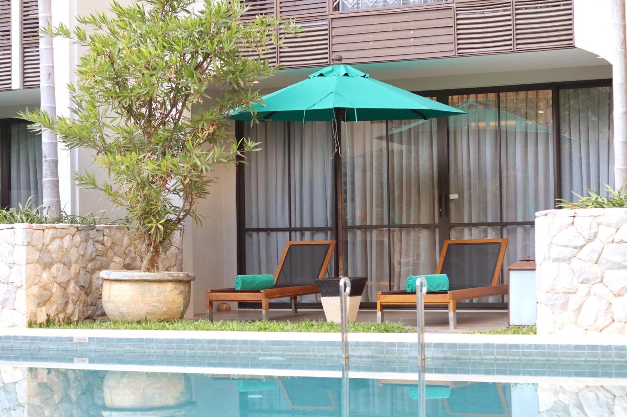 Maladee Rendezvous Hotel Chiang Mai Buitenkant foto